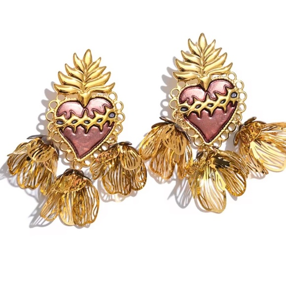Anthropologie Statement Sacred Heart Drop Earrings ✨ - Picture 6 of 6